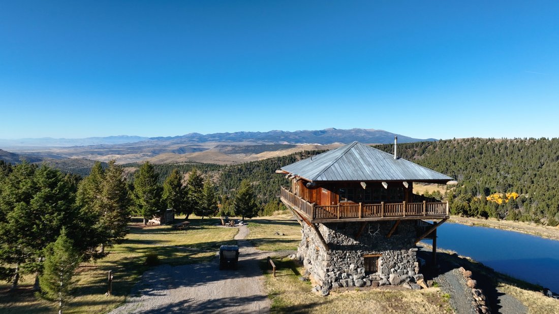 A Luxury Montana Mountain Resort Situated On In Ennis, Montana, United  States For Sale (13898515)