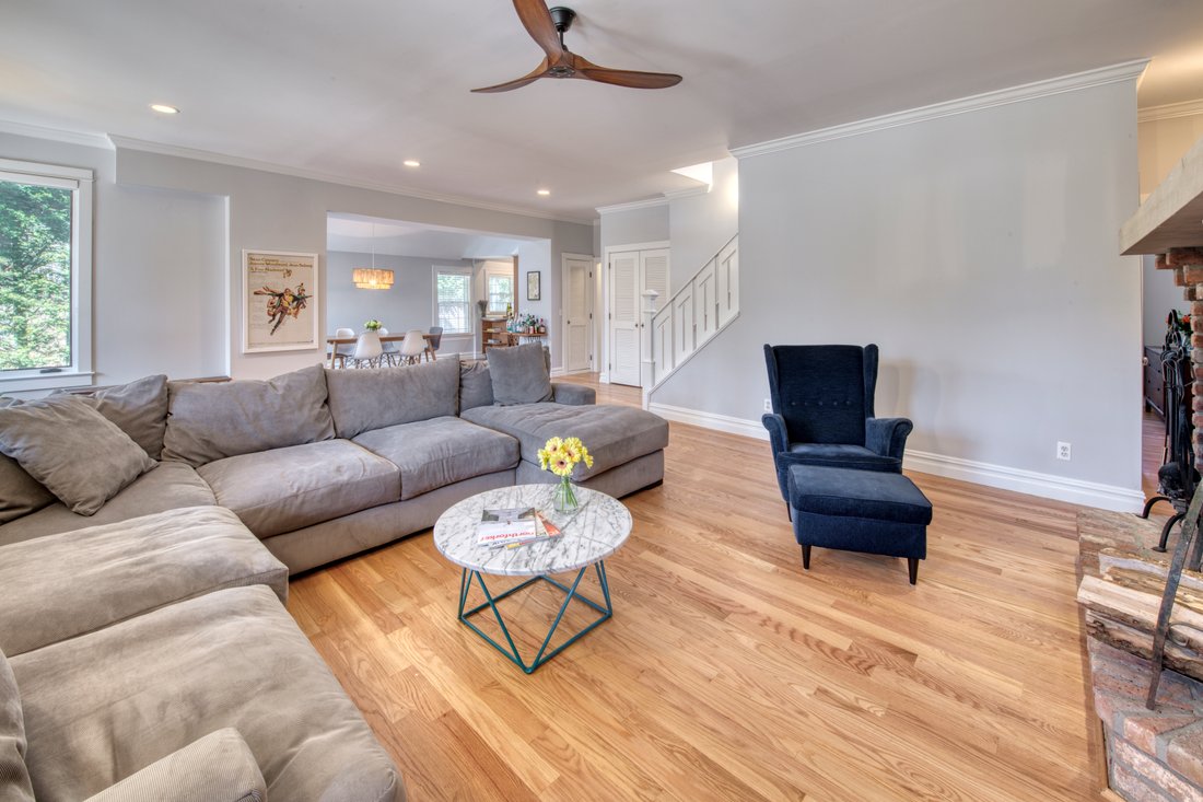 1655 Old Orchard Road, East Marion, Ny, In East Marion, New York, United States For Sale (13898500)