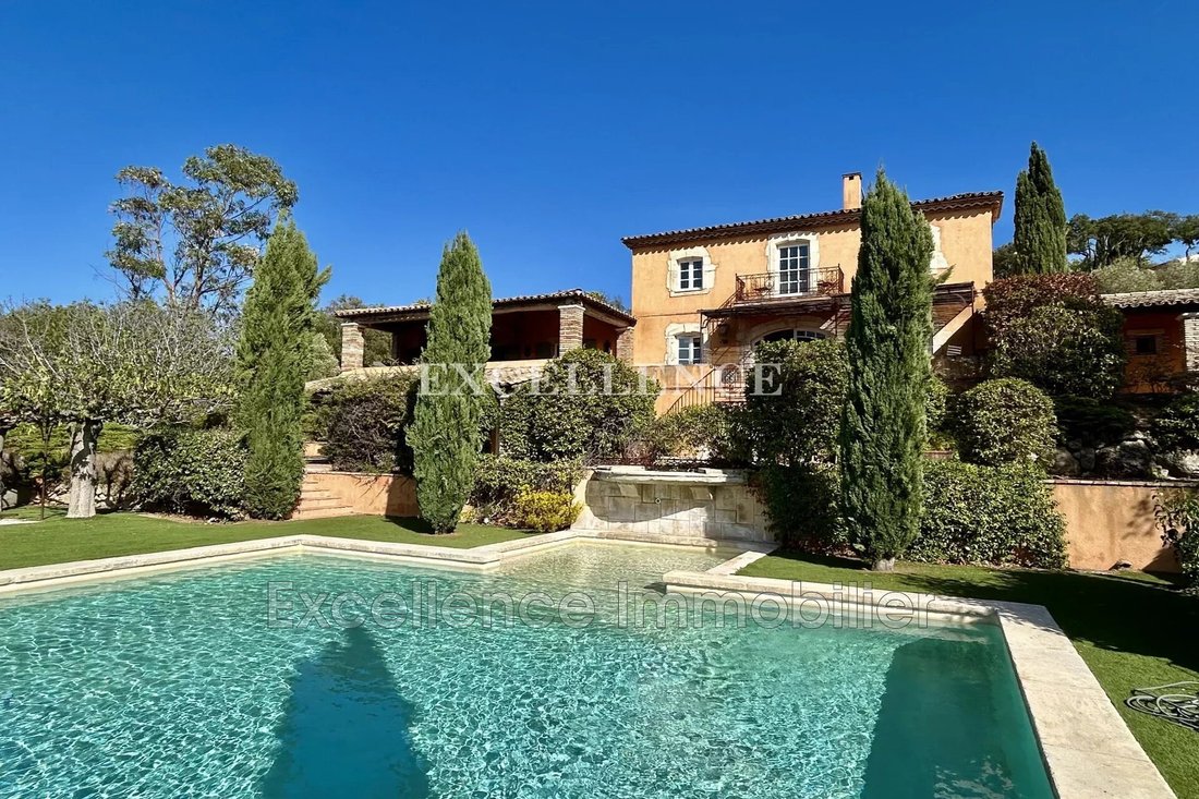 Villa in Le Plan-de-la-Tour, Provence-Alpes-Côte d'Azur, France 3 - 13899206