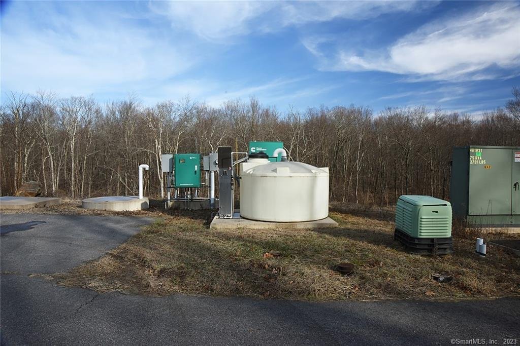 206 East High St, East Hampton, Ct In East Hampton, Connecticut, United