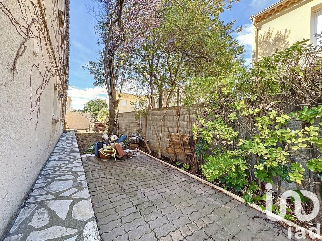 Vente Maison Traditionnelle 6 Pièces In Valras Plage, Occitanie, France