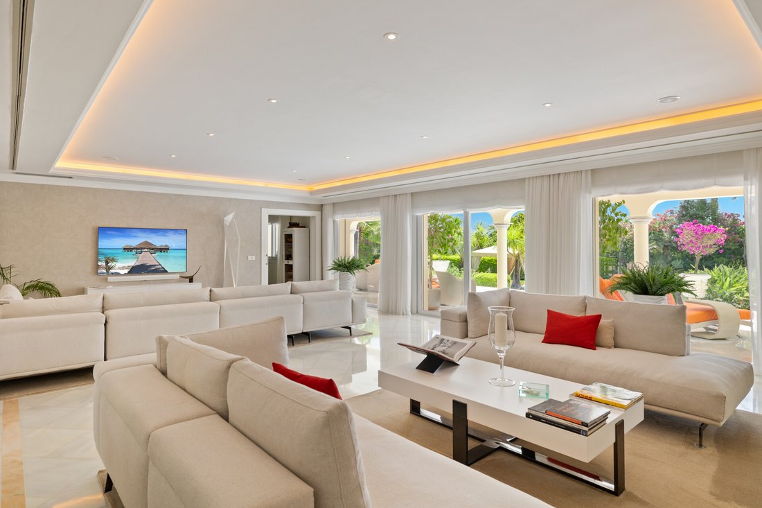 Villa in Nueva Andalucia, Marbella, Spain 2 - 13899678