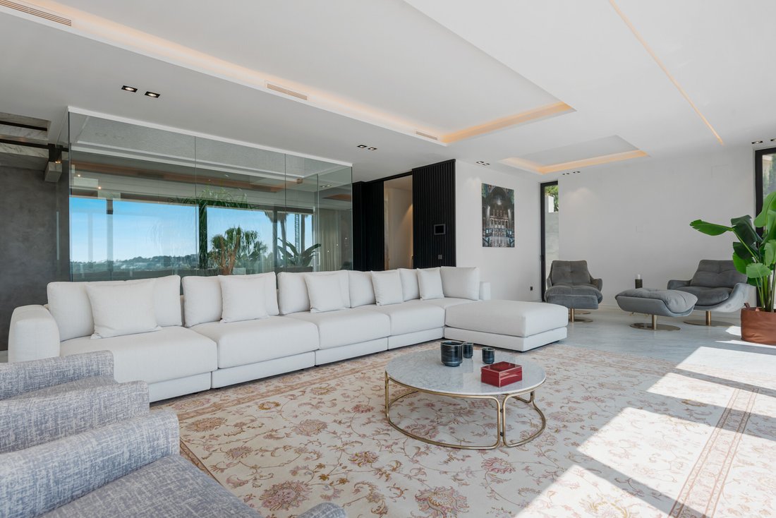 Villa in Cancelada, Estepona, Andalusia 5 - 13899687