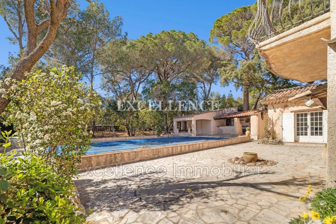 Villa in Le Dramont-Agay-Anthéor-Le Trayas, Saint-Raphaël, France 3 - 13899291