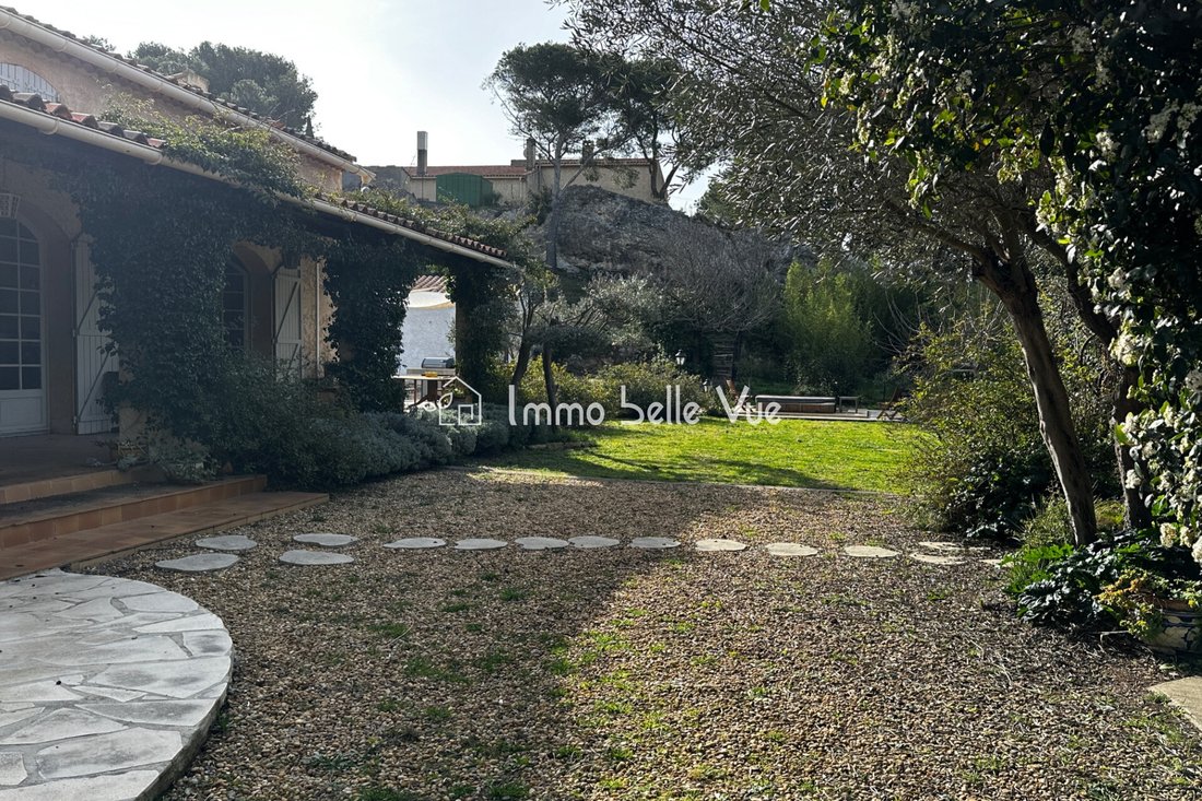 Villa in Ensuès-la-Redonne, Provence-Alpes-Côte d'Azur, France 2 - 13899178