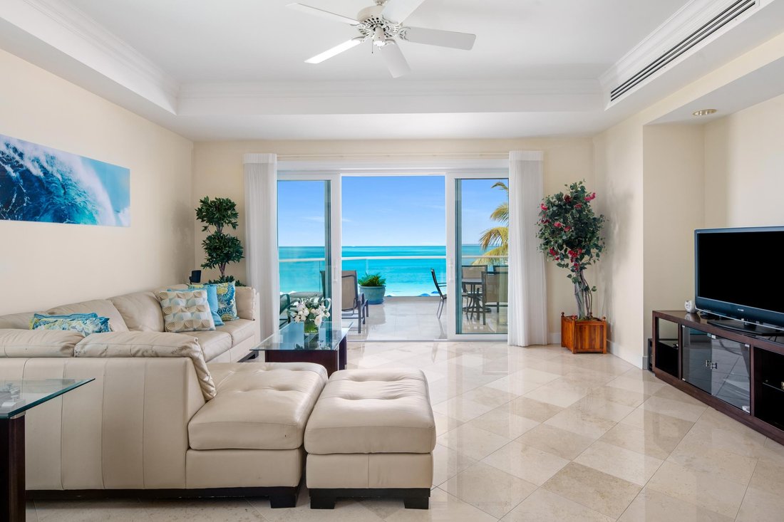 Condo in Grace Bay, Caicos Islands, Turks and Caicos Islands 2 - 13903463
