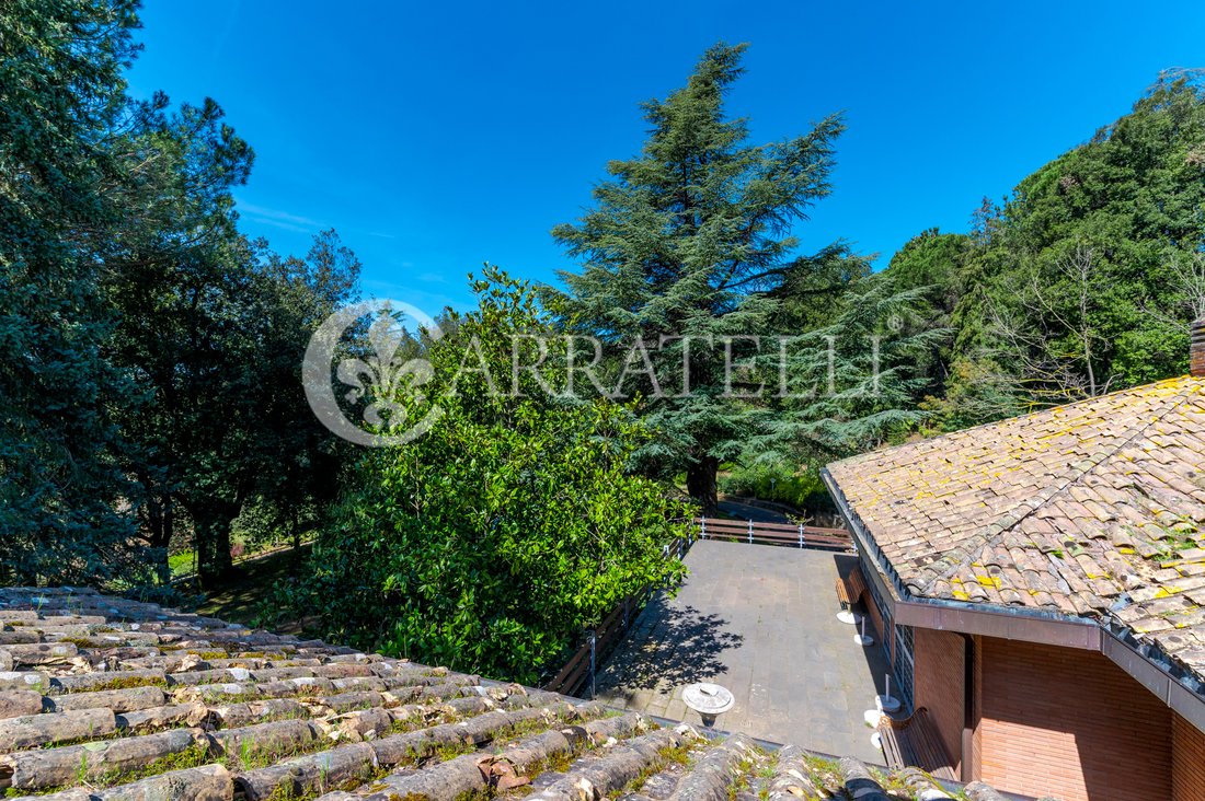 Villa en Grottaferrata, Lacio, Italia 1 - 11685590