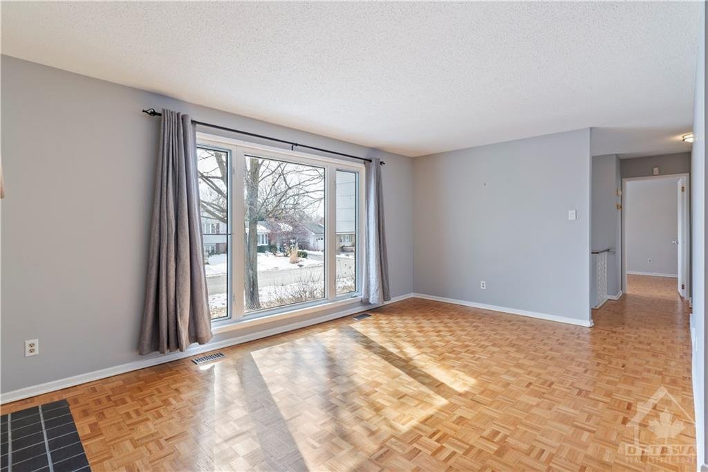 Manotick Residential In Ottawa, Ontario, Canada For Sale (13904582)