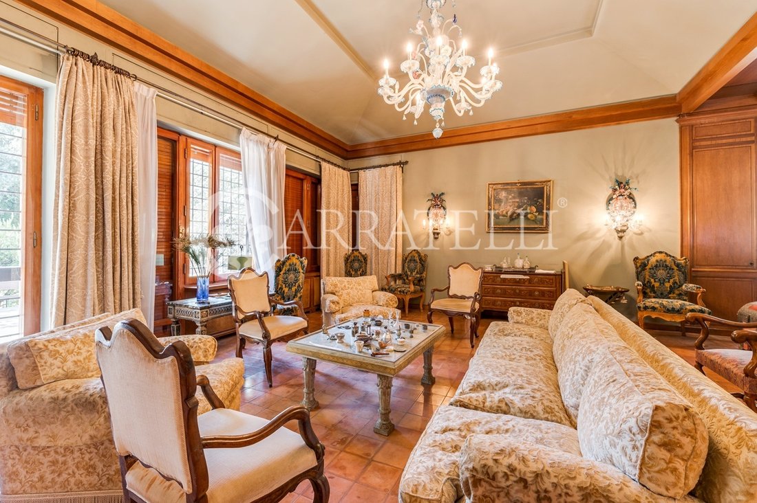 Villa en Grottaferrata, Lacio, Italia 4 - 11685590