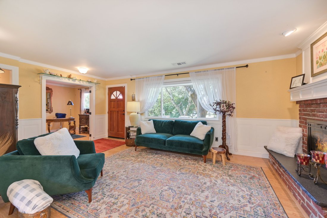 4205 Barton Road, Loomis, Ca 95650 In Loomis, California, United States