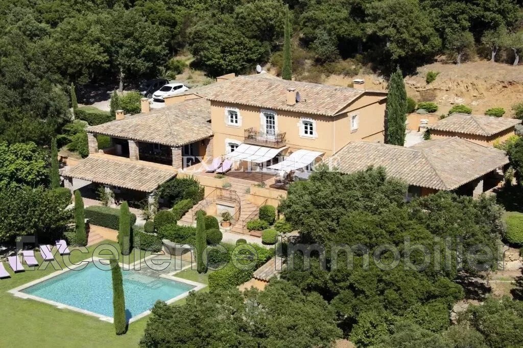 Villa in Le Plan-de-la-Tour, Provence-Alpes-Côte d'Azur, France 2 - 13899206