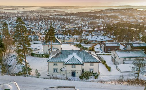 Curated visual reference: Picture Idea: Luxury Homes For Sale In Holmenkollen Oslo Norway