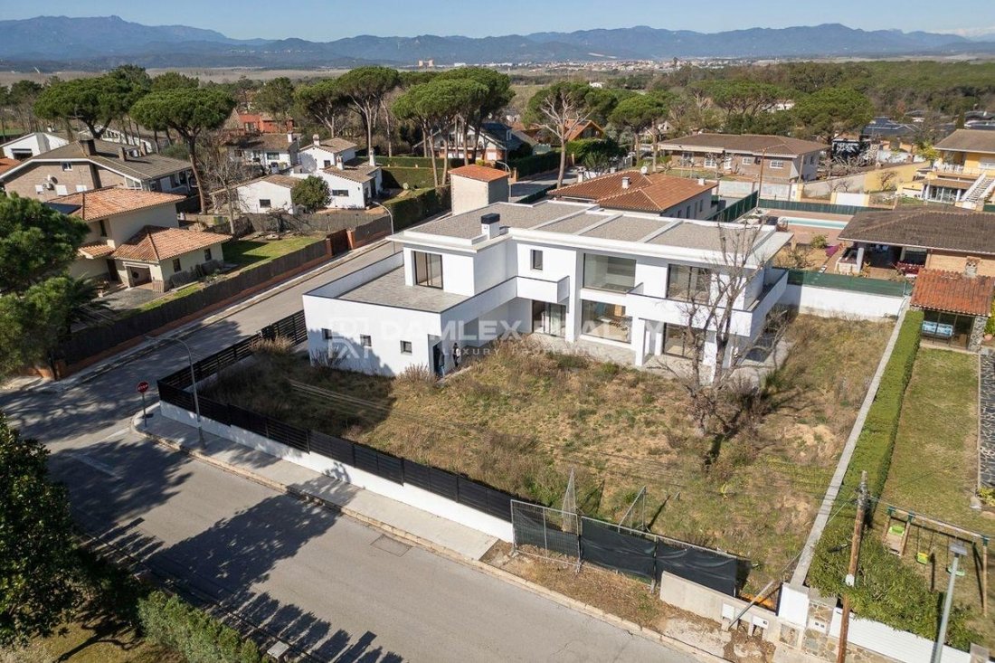 House in Vidreres, Catalonia, Spain 1 - 13911531