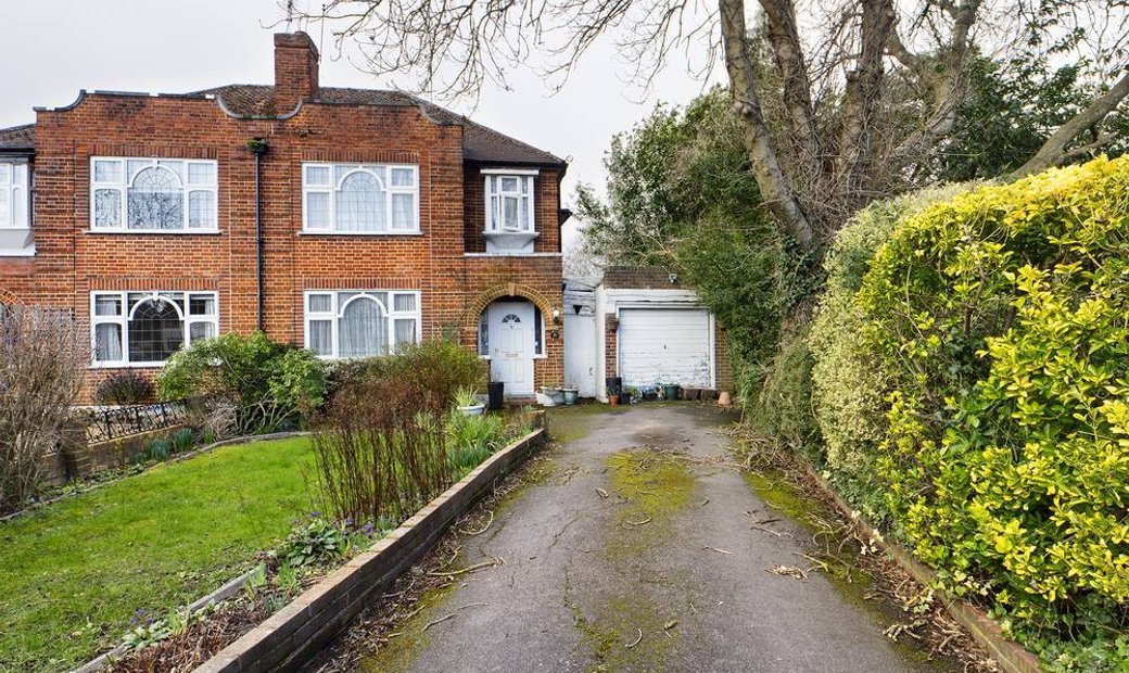 House Bridle Road Pinner 23 In Pinner, England, United Kingdom For Sale ...