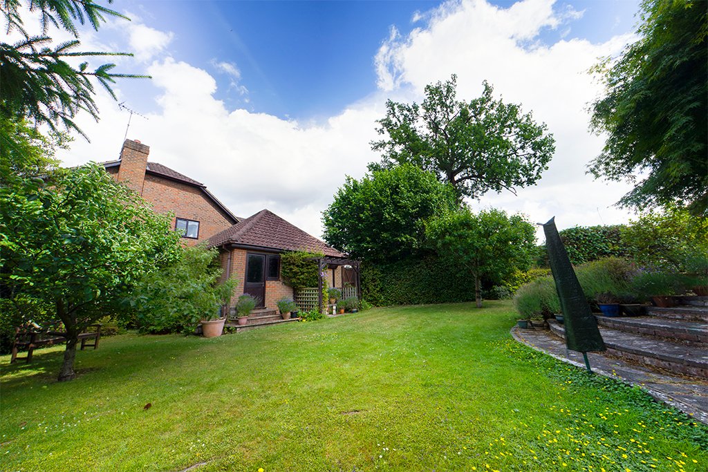 House Rodney Gardens Pinner 54 In Pinner, England, United Kingdom For