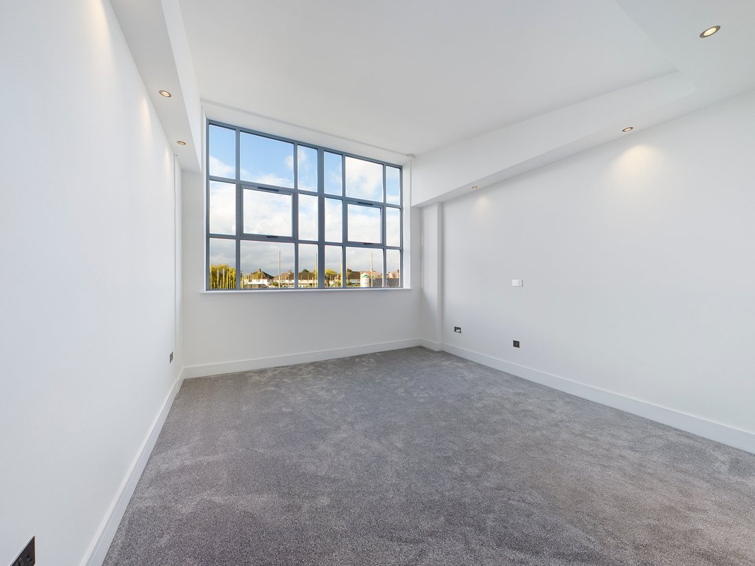 Flat Apartment The Runway Ruislip Flat 4 In Ruislip, England, United