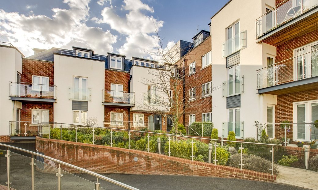 Flat Apartment Portman House 150 Field End Dans Ruislip, Angleterre