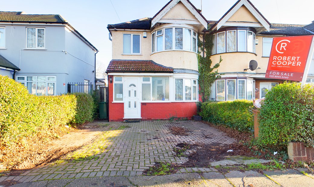 House Kings Road Harrow 200 In Harrow, England, United Kingdom For Sale
