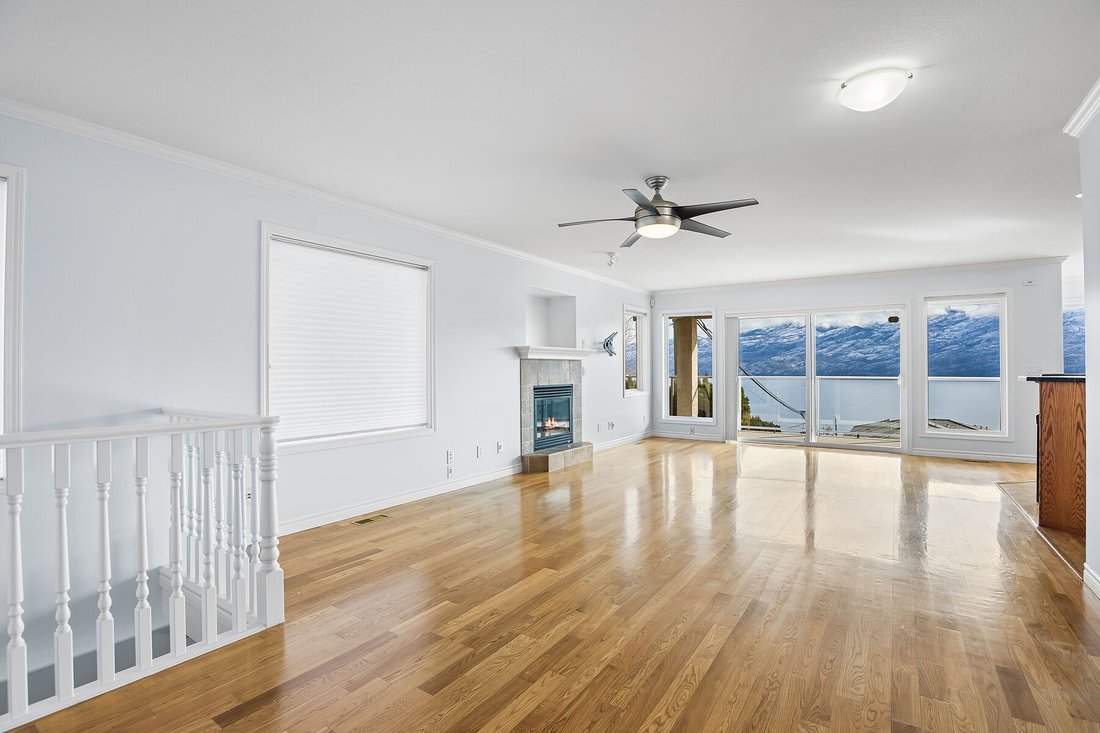 Impeccable Half Duplex In Peachland, British Columbia, Canada For Sale (13913422)