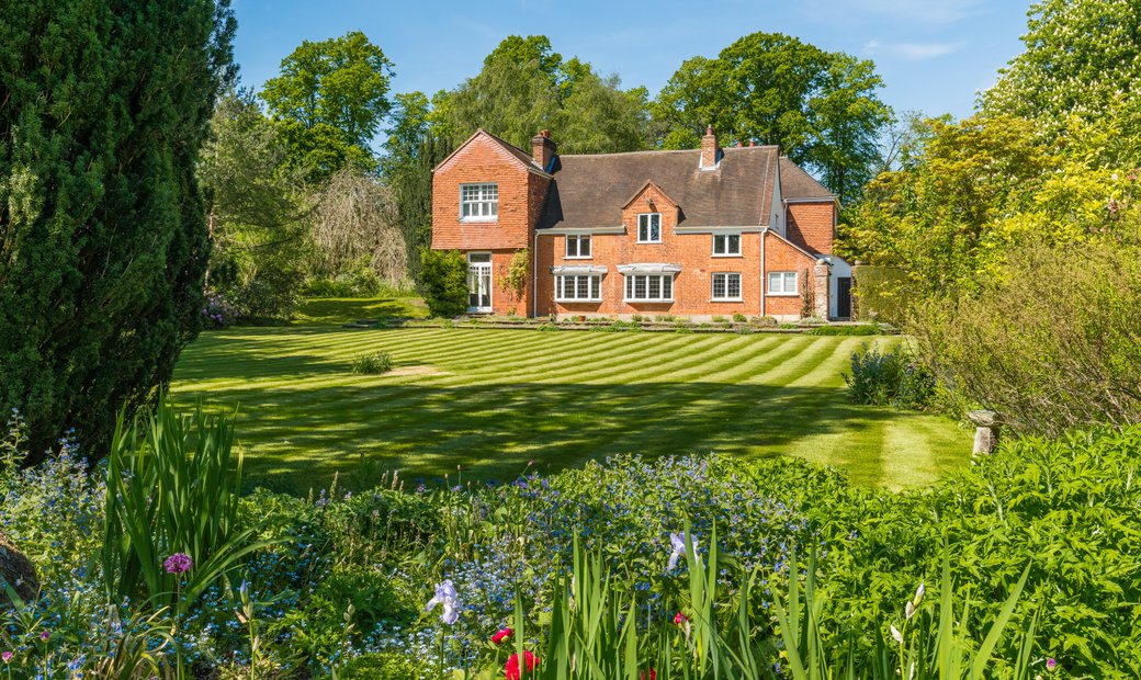 House Dene Road Northwood Middlesex 17 In Northwood, England, United