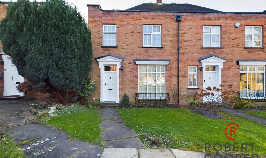 House Flag Walk Pinner Middlesex 14 In Pinner, England, United Kingdom