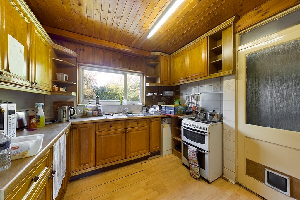 House Bridle Road Pinner 23 In Pinner, England, United Kingdom For Sale