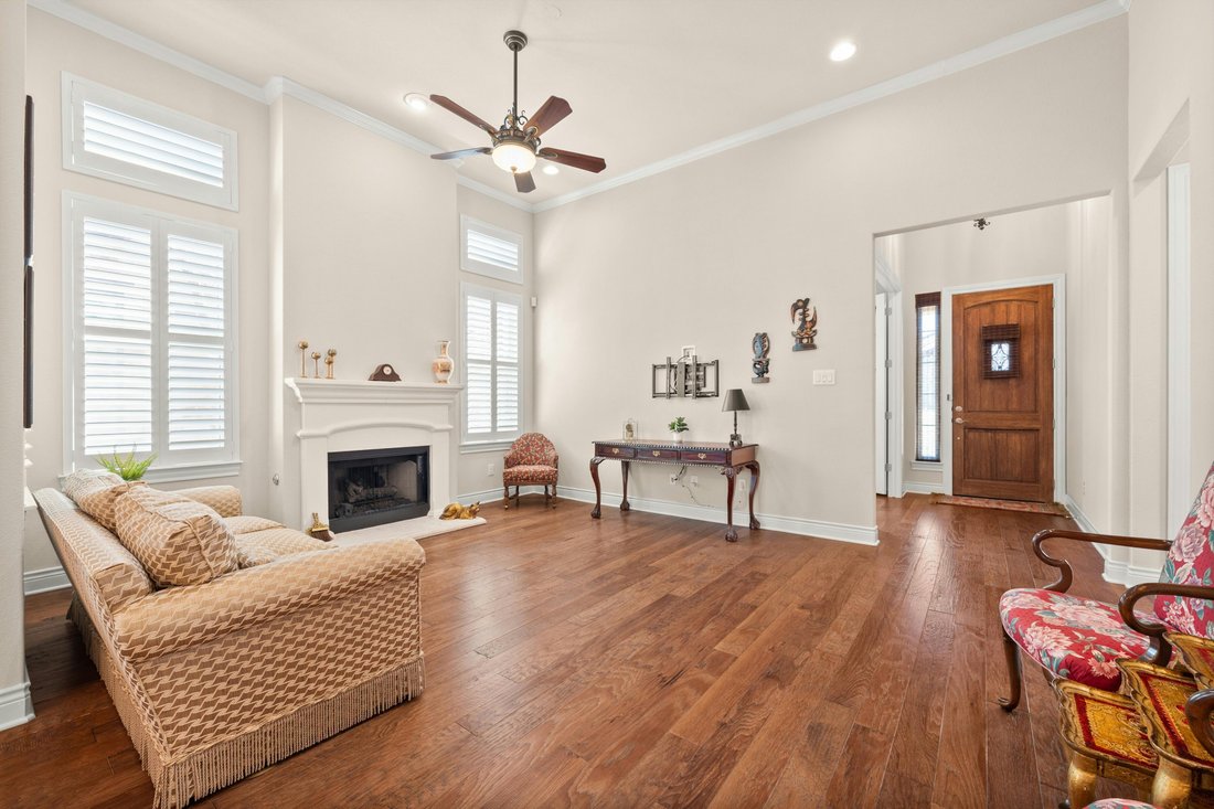 Tuscan Village Townhomes On Triangle Park In Bee Cave, Texas, United
