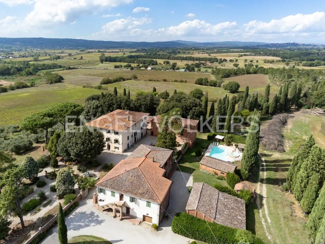 Villa en Sinalunga, Toscana, Italia 1 - 13913868
