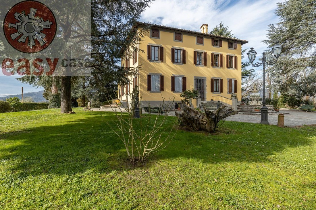 Villa in Historic Center, Lucca, Tuscany 3 - 13916590