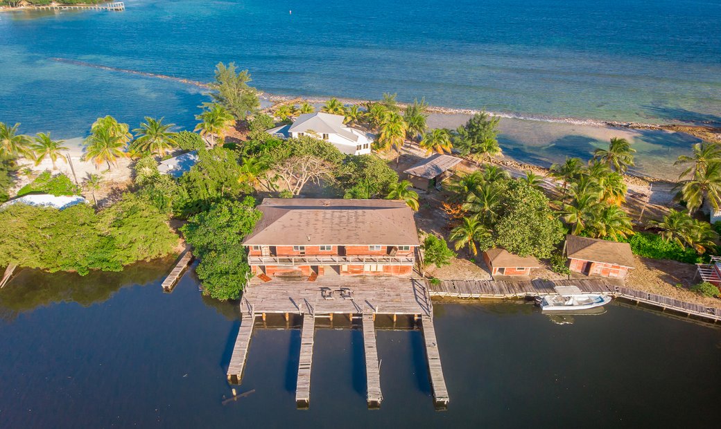 Lot 10 Laguna Beach In Utila, Bay Islands Department, Honduras For Sale