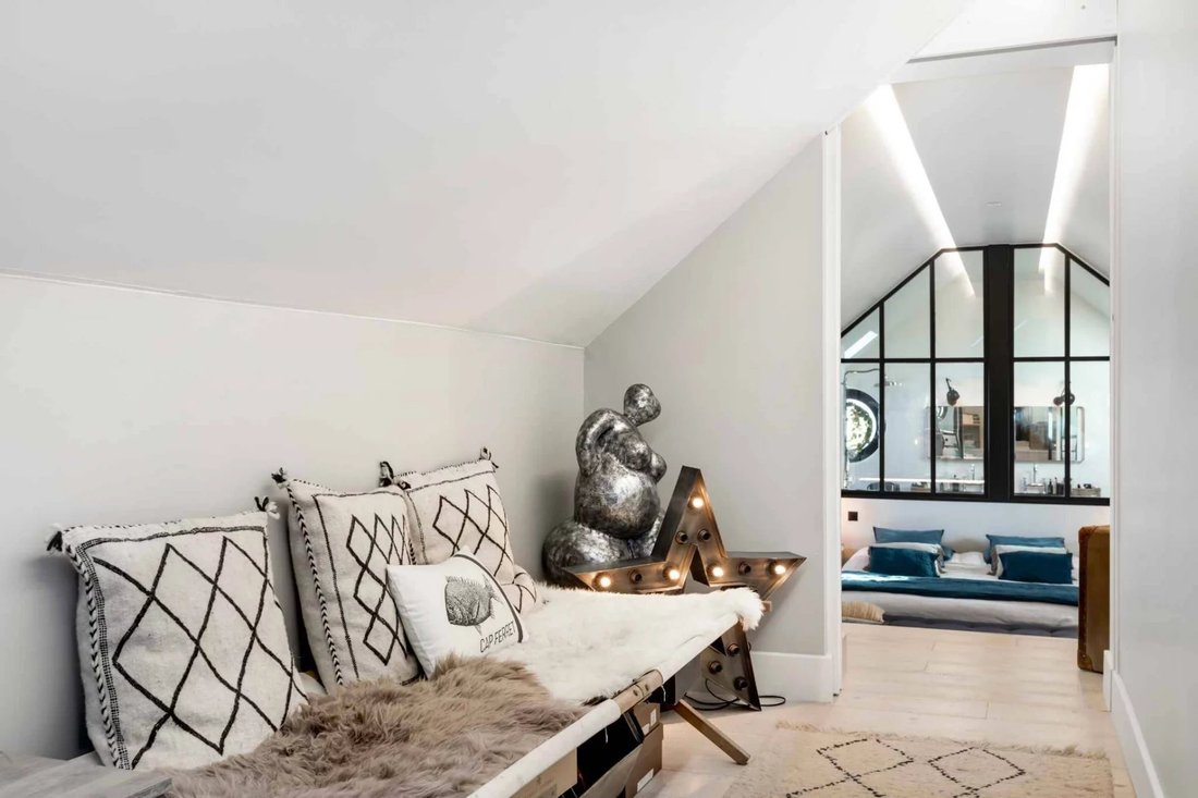 Exclusive Harmony And Comfort In Coppet In Coppet, Vaud, Switzerland