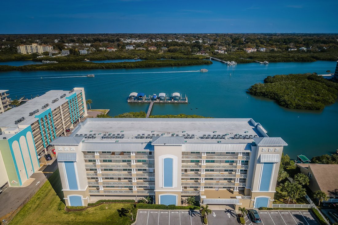 Dolphin Key Condo In Indian Shores, Florida, United States For Sale