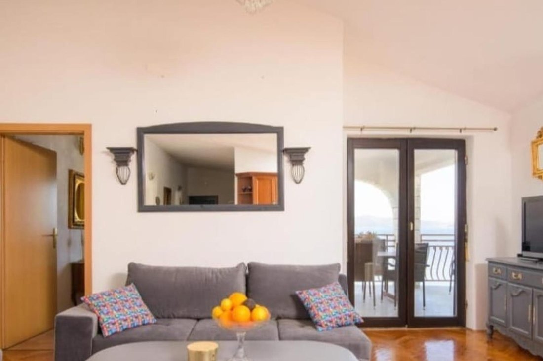 Villa in Okrug Gornji, Split-Dalmatia County, Croatia 4 - 13916198