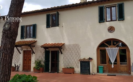 Landhaus in Terranuova Bracciolini, Toskana, Italien 1