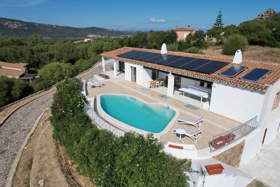 Villa in Arzachena, Sardinia, Italy 1 - 13930091
