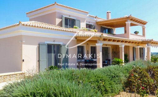 Villa in Koinotita Portoxeliou, Kranidi, Greece 1