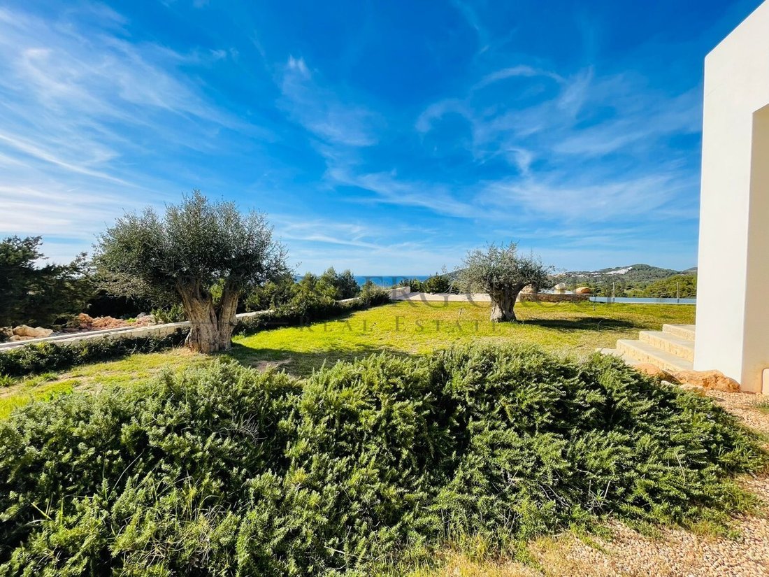 Villa in Sant Josep de sa Talaia, Balearic Islands, Spain 2 - 12762656