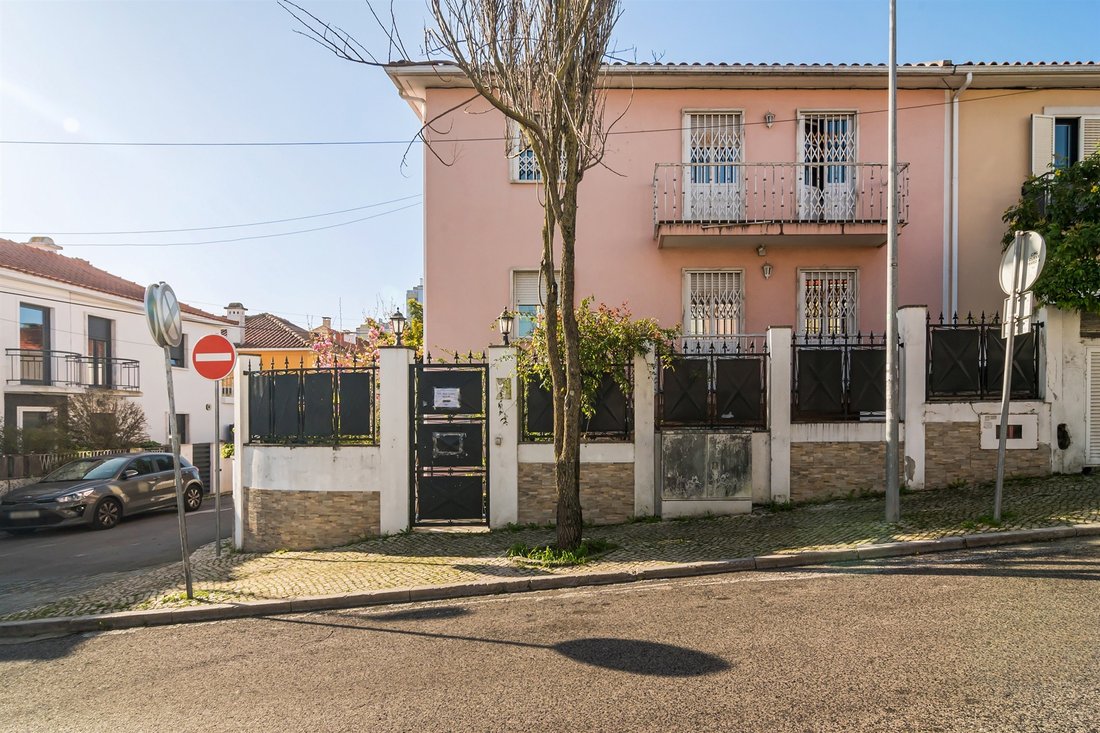 House in Benfica, Lisbon, Portugal 4 - 13923687