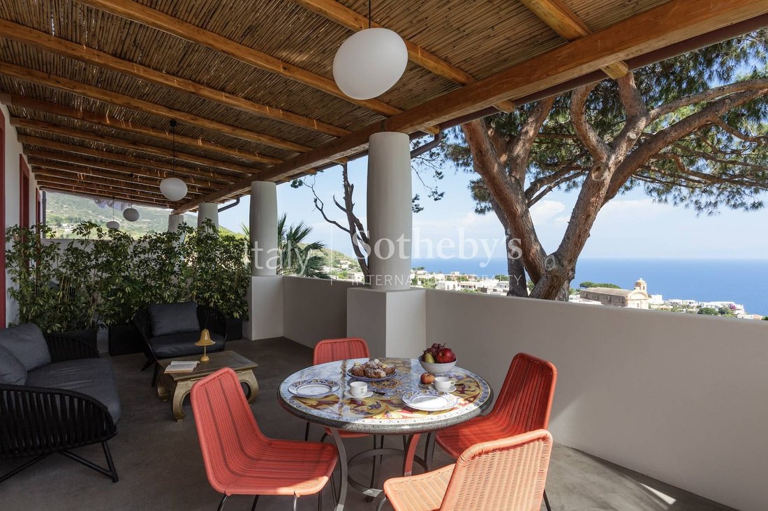 House in Malfa, Sicily, Italy 5 - 13919045