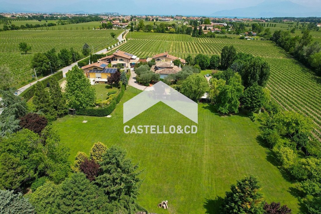 Villa in Lugana, Sirmione, Lombardy 5 - 13920559