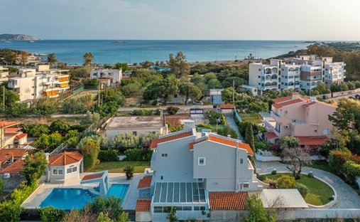 Villa a Kalyvia Thorikou, Attica, Grecia 1