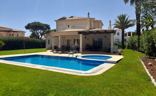 Villa in Vilamoura, Quarteira, Algarve 1