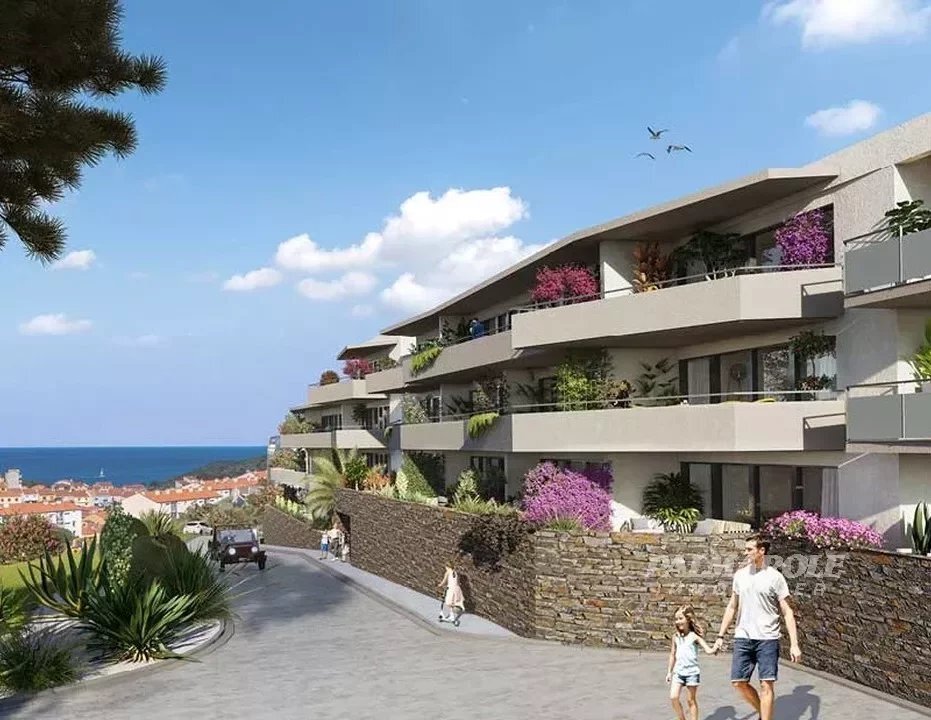 Port Vendres Apartment In Port Vendres, Occitanie, France For Sale