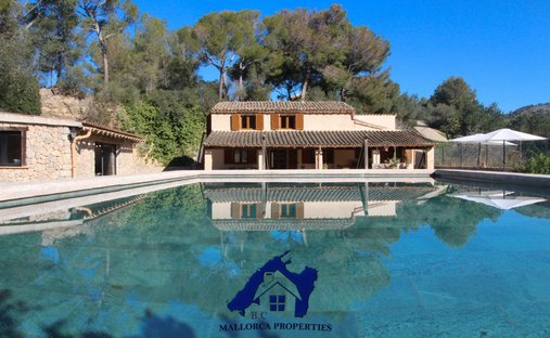 Villa in Calvia, Balearic Islands, Spain 1
