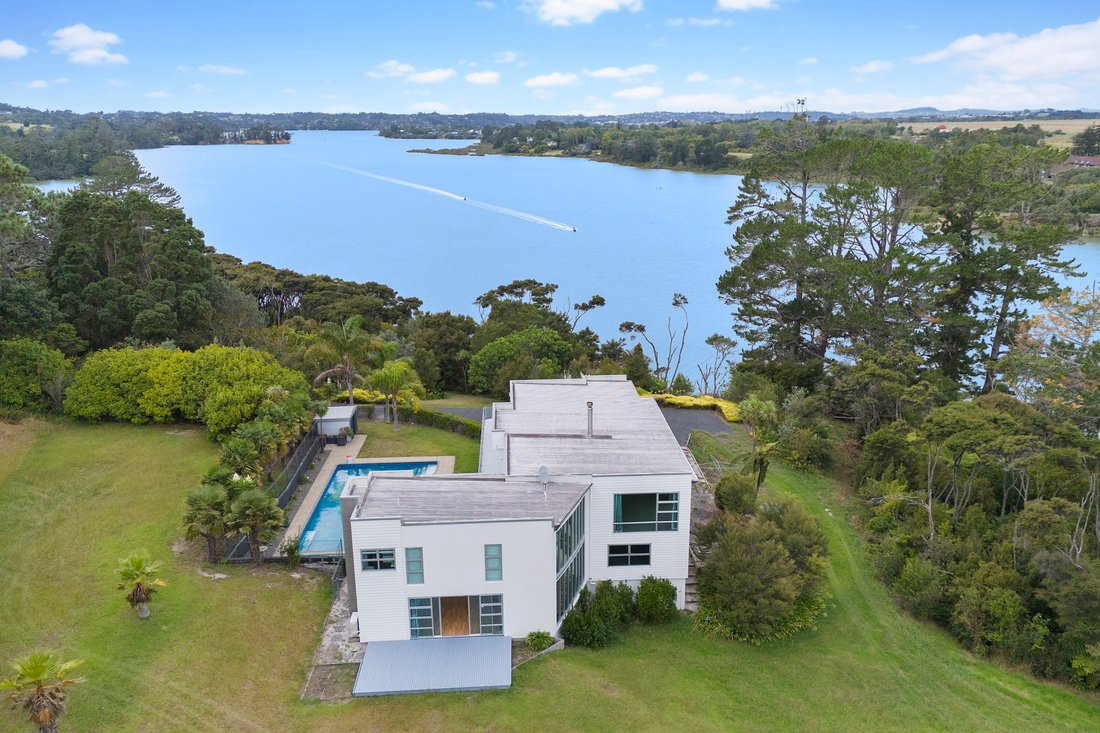Captivating Waterfront Retreat In Riverhead, Auckland, New Zealand For