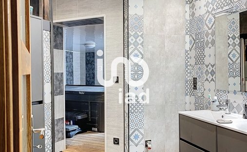 Luxury houses with terrace for sale in AixenErgny, HautsdeFrance