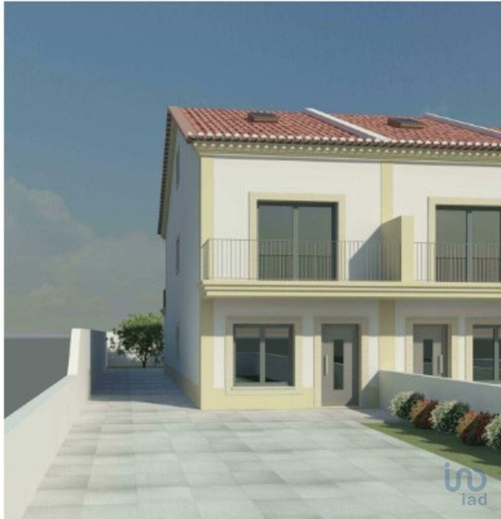 Peniche Town House In Ferrel, Leiria District, Portugal For Sale (13929933)