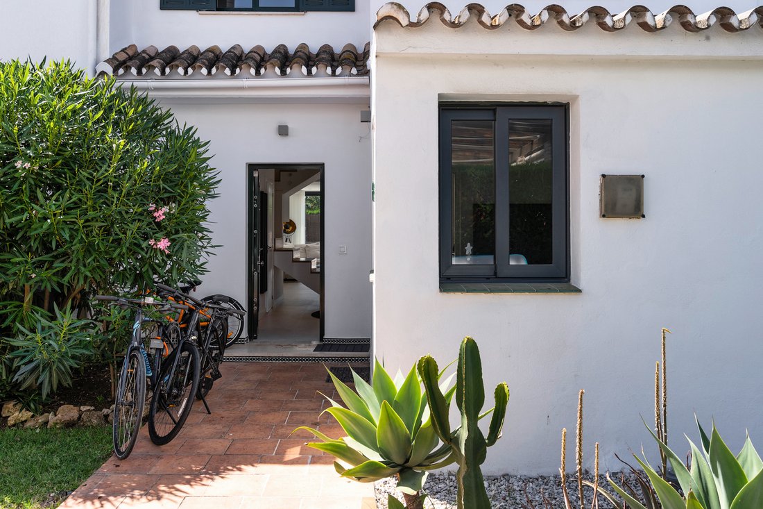Townhouse in Marbella, Andalusia, Spain 5 - 13930725