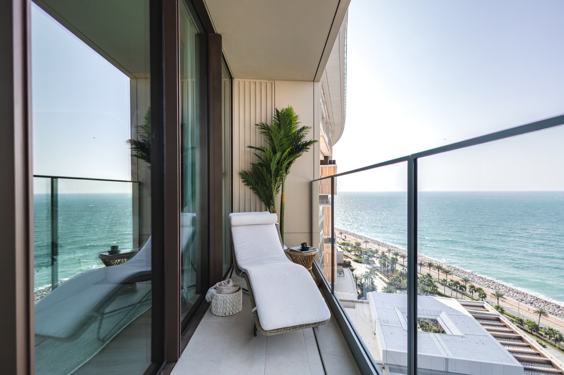Apartment in Palm Jumeirah, Dubai, United Arab Emirates 1 - 13935346
