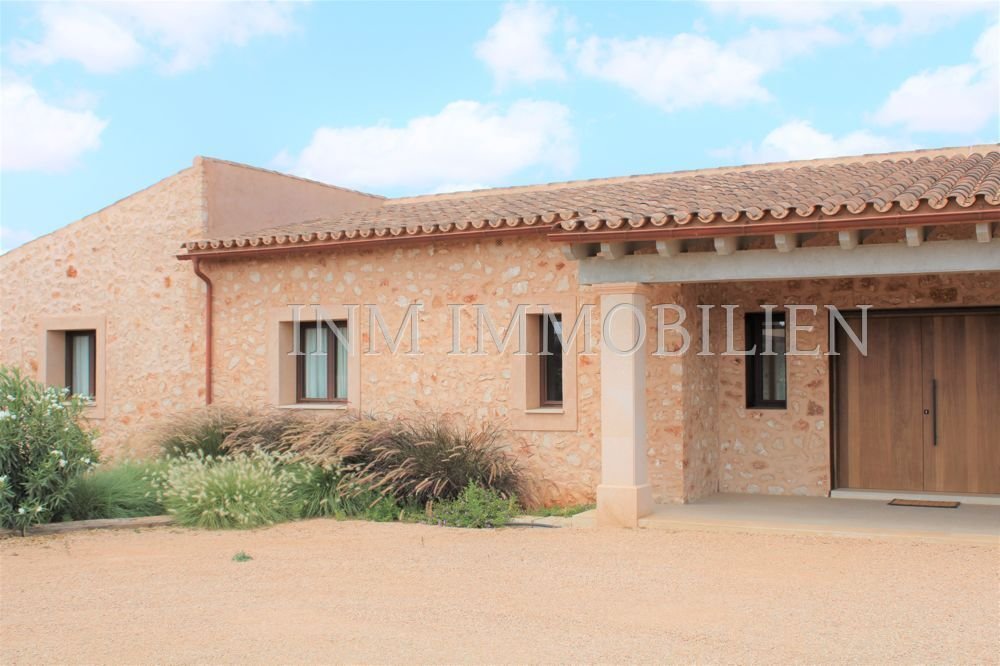 Finca in Santanyi, Balearic Islands, Spain 2 - 13789672